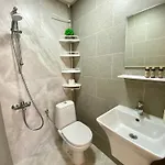 The Waterfall - Free Parking